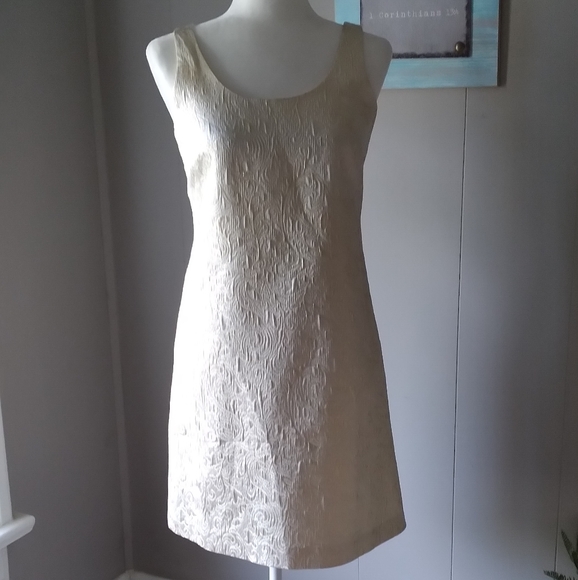 Eliza J New York Gold Metallic Dress ⚘